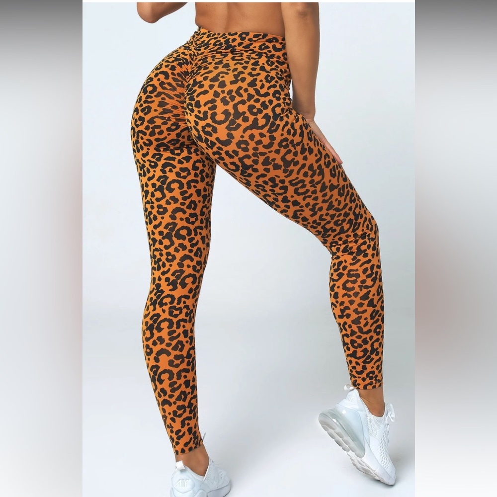 Lici Fit Scrunch Leggings Leopard Print Size L